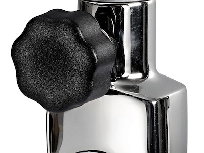 Base di fissaggio per fari