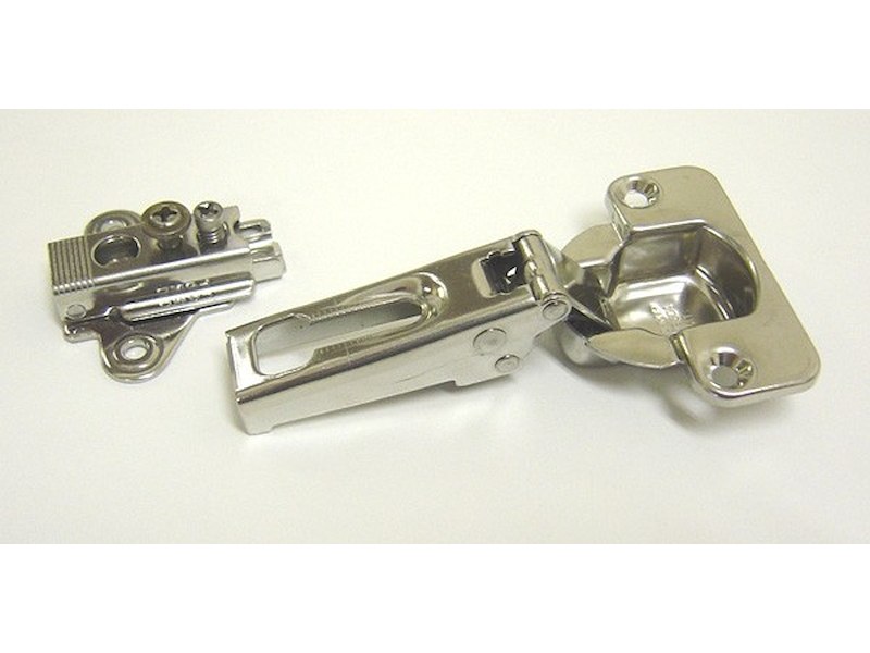 CERNIERA INOX PER MOBILI