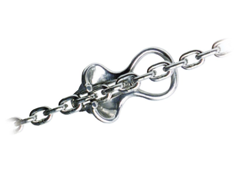 Dispositivo di ormeggio e ritenuta catena ancora