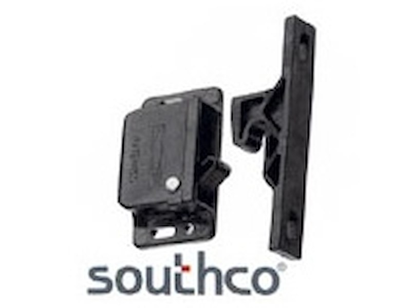 ARRESTO SOUTHCO