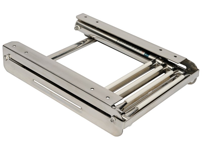 Scaletta da plancetta a scomparsa totale con slitta telescopica