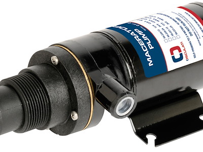 Maceratore autoadescante