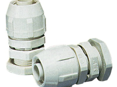 Raccordo tra guaina portacavi Cavoflex ed una scatola o paratia