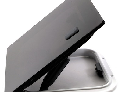 Passauomo LEWMAR Flush Hatch