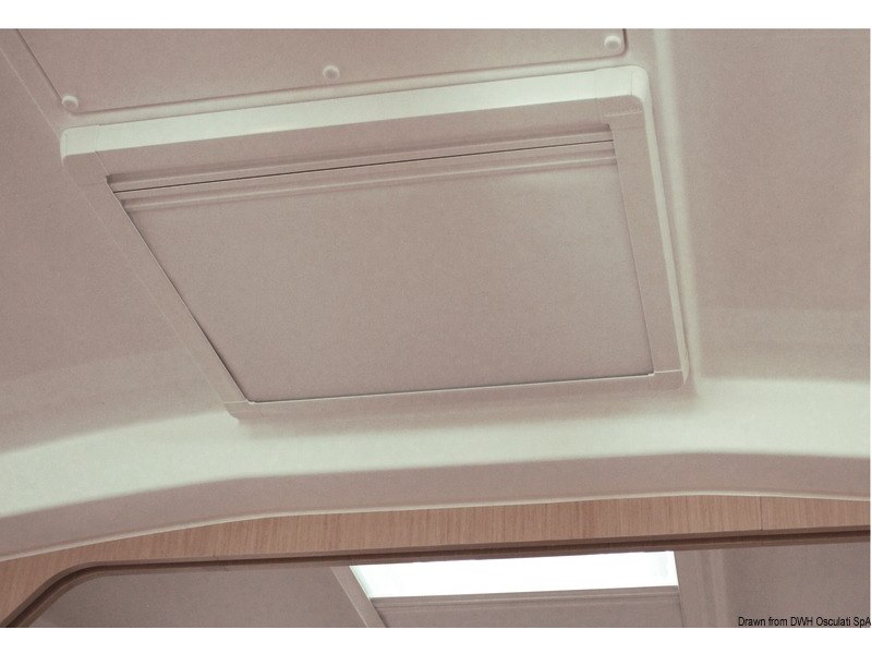 Tenda oscurante e zanzariera avvolgibili DOMETIC SkyScreen Roller Recessed – installate incassate e a filo celino