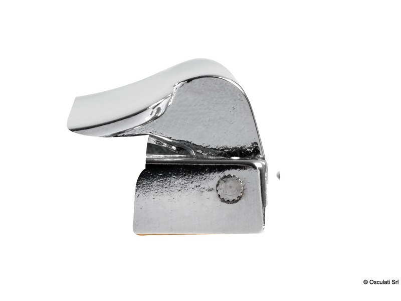 Maniglia in ottone cromato per ante 