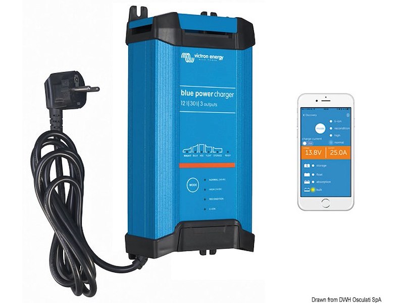 Caricabatteria VICTRON Bluesmart IP22 con connessione Bluetooth