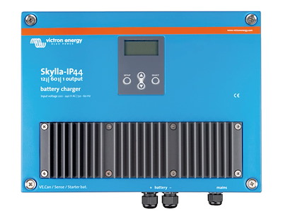 Caricabatteria VICTRON Skylla IP65 a microprocessore