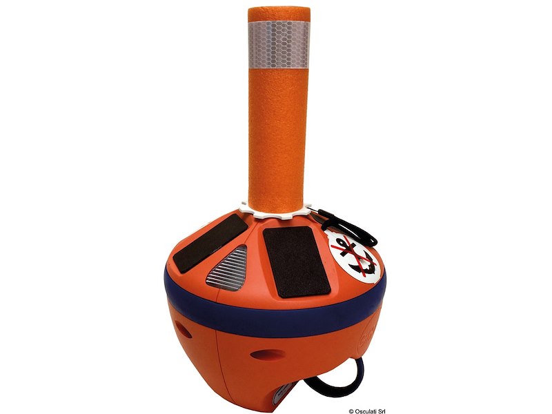 GRIPPY: grippiale leggero e compatto, con cima autoavvolgente in trecciato ultraresistente e illuminazione notturna automatica a ricarica solare