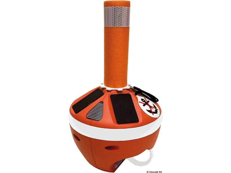 GRIPPY: grippiale leggero e compatto, con cima autoavvolgente in trecciato ultraresistente e illuminazione notturna automatica a ricarica solare