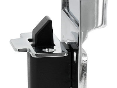 Chiusura a filo per antine e cassetti 